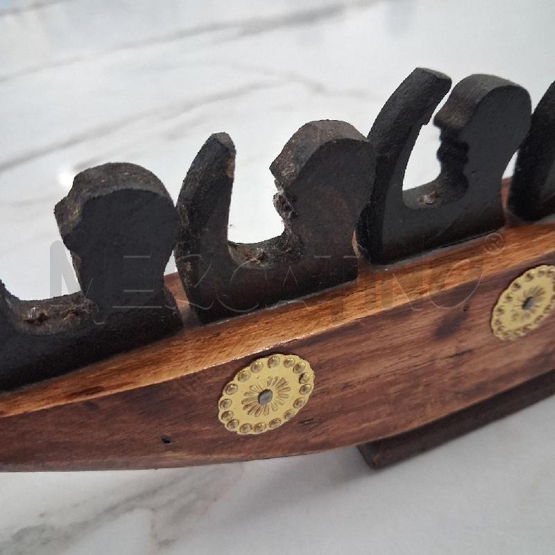 SOPRAMMOBILE GONDOLA LEGNO APPLIC DORATE  | Mercatino dell'Usato San giorgio del sannio 4