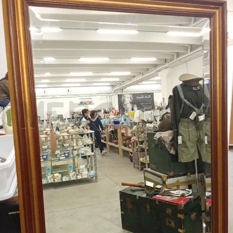 SPECCHIO C LEGO PITT DORATA MOLATO  | Mercatino dell'Usato San giorgio del sannio 4