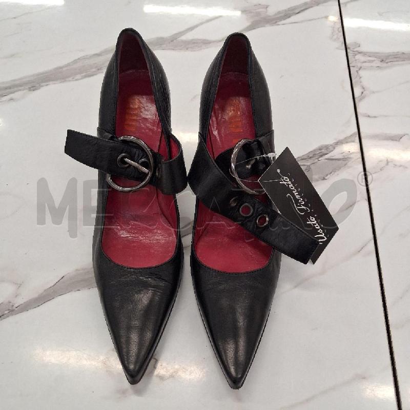 TACCO DONNA NERO INTERNO AMARENA LOGO CINTURINI  | Mercatino dell'Usato San giorgio del sannio 1