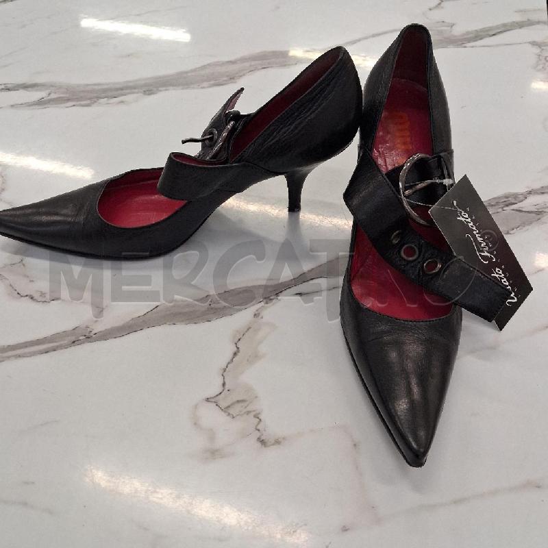 TACCO DONNA NERO INTERNO AMARENA LOGO CINTURINI  | Mercatino dell'Usato San giorgio del sannio 3