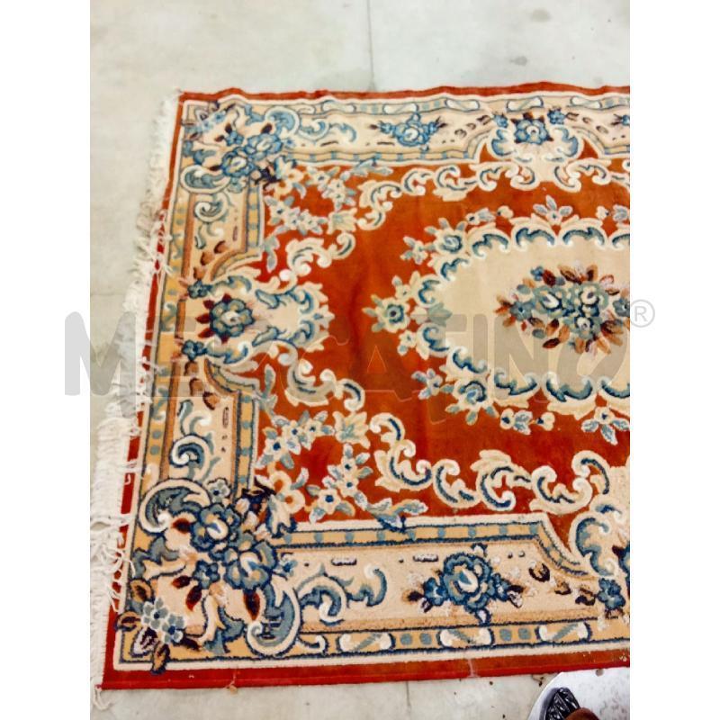 TAPPETO BEIGE E MARRONE DET.BLU CON FRANGE | Mercatino dell'Usato San giorgio del sannio 2