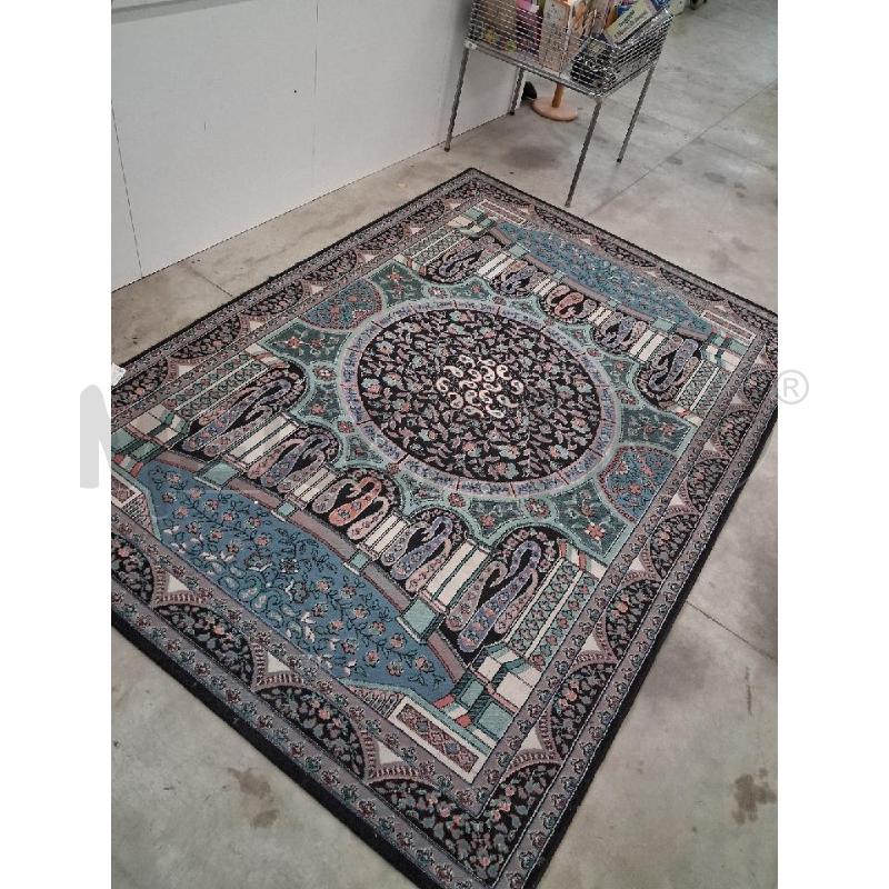 TAPPETO STILE ORIENTALE MEDAGLIONE FLOREALE DETT TURCHESI  | Mercatino dell'Usato San giorgio del sannio 1