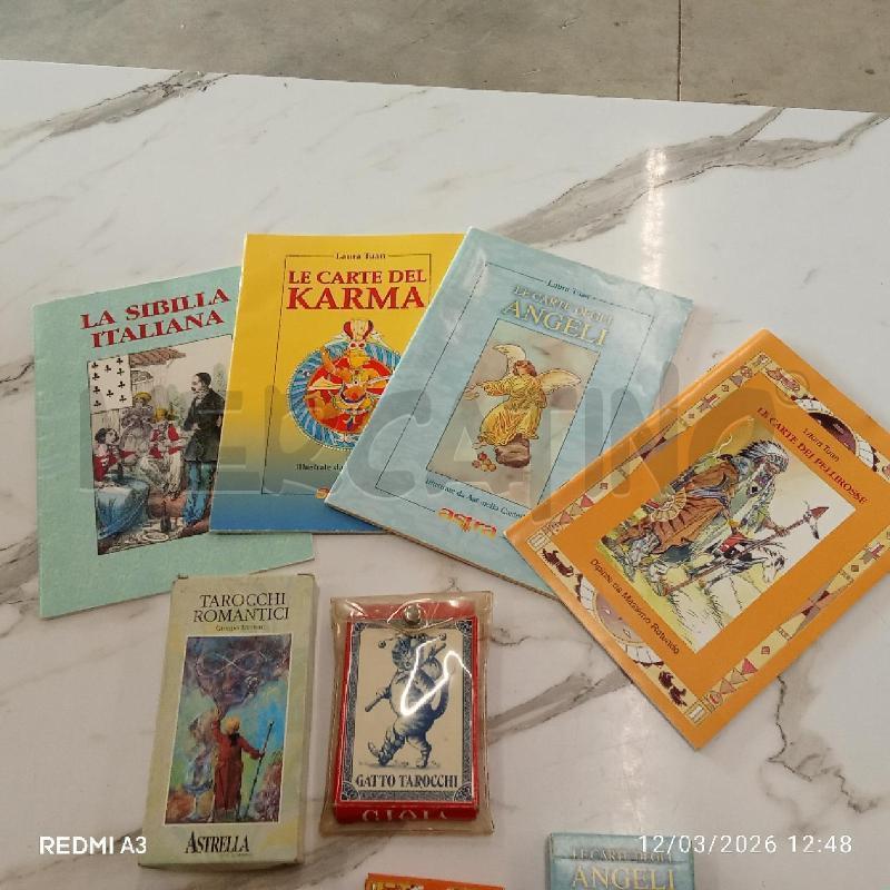 TAROCCHI + MANUALE ASTRA + TAROCCHI GATTO + TAROCCHI ASTRELLA  | Mercatino dell'Usato San giorgio del sannio 2