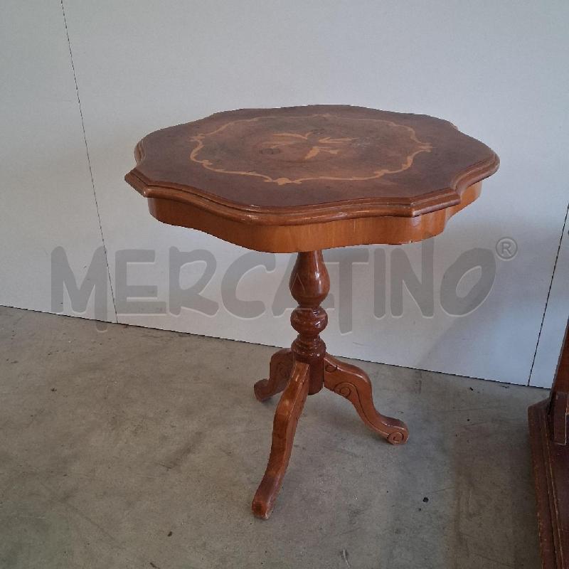 TAVOLINO TONDO LEGNO INTARSIO  | Mercatino dell'Usato San giorgio del sannio 1