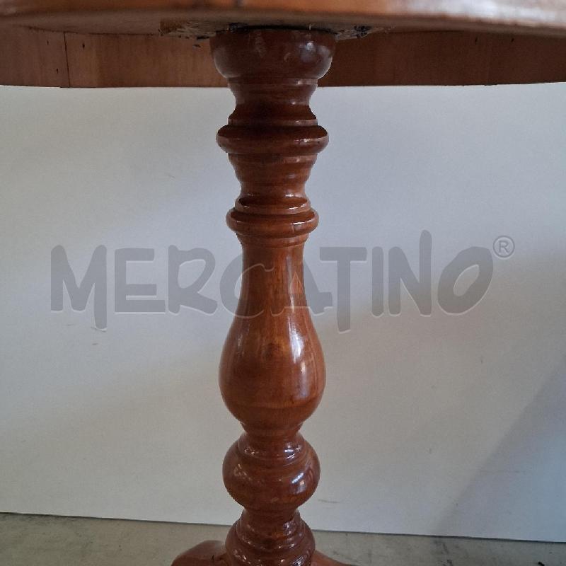 TAVOLINO TONDO LEGNO INTARSIO  | Mercatino dell'Usato San giorgio del sannio 4
