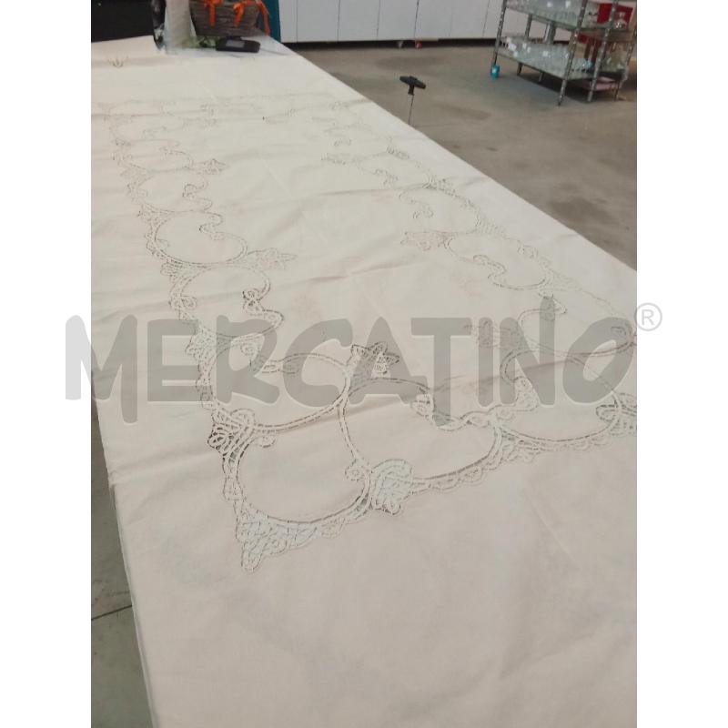 TOVAGLIA BEIGE RICAMO + FAZZOLETTI 12  | Mercatino dell'Usato San giorgio del sannio 1
