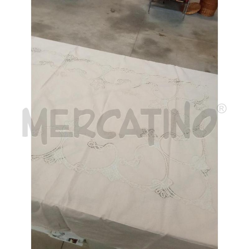 TOVAGLIA BEIGE RICAMO + FAZZOLETTI 12  | Mercatino dell'Usato San giorgio del sannio 3