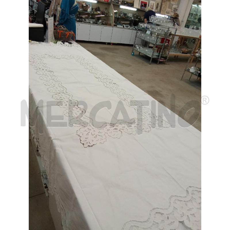 TOVAGLIA BIANCA CON BORDO PIZZO NARCARMÈ 12 POSTI + FAZZOLETTI  | Mercatino dell'Usato San giorgio del sannio 1