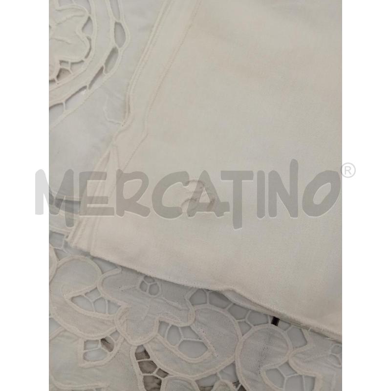 TOVAGLIA BIANCA CON BORDO PIZZO NARCARMÈ 12 POSTI + FAZZOLETTI  | Mercatino dell'Usato San giorgio del sannio 5