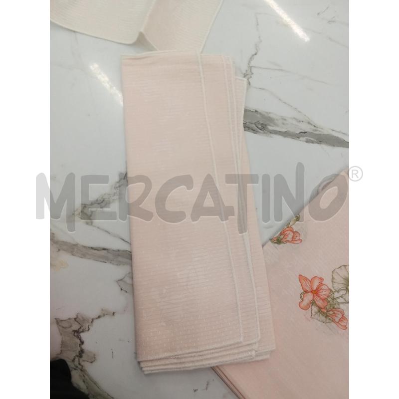 TOVAGLIA ROSA BORDO ONDINA FIORI DISEGNO A CARLUCCI  | Mercatino dell'Usato San giorgio del sannio 4