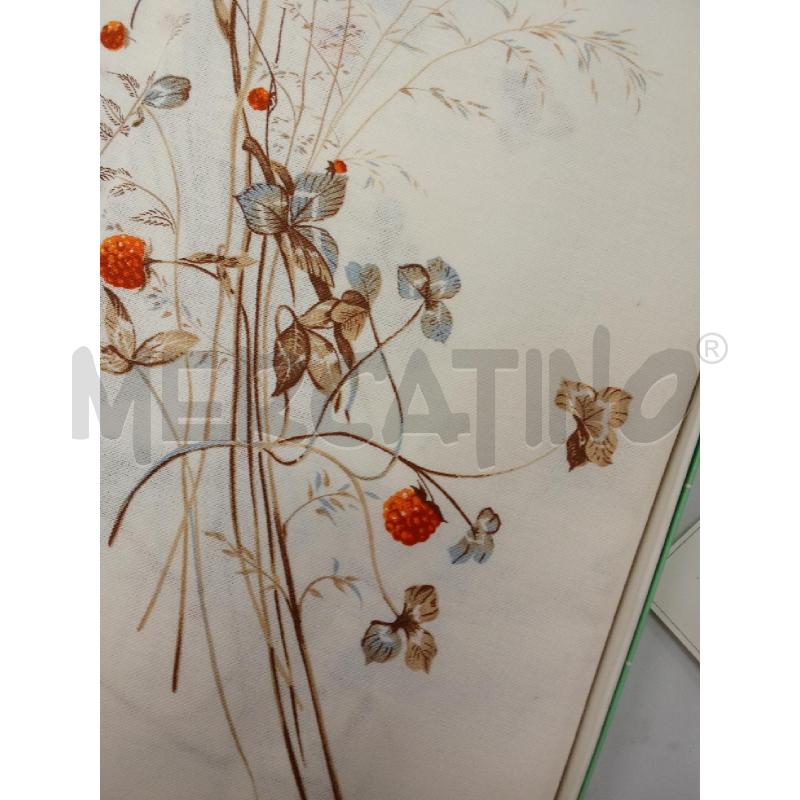 TOVAGLIA TONDA FANATSIA FIORI BORDO MARRONE  | Mercatino dell'Usato San giorgio del sannio 3