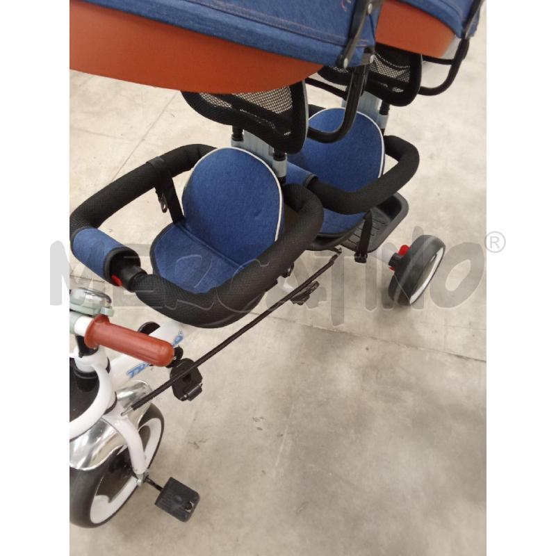 TRICICLO GEMELLARE TANDEM  JEANS INS MARRONI  | Mercatino dell'Usato San giorgio del sannio 4