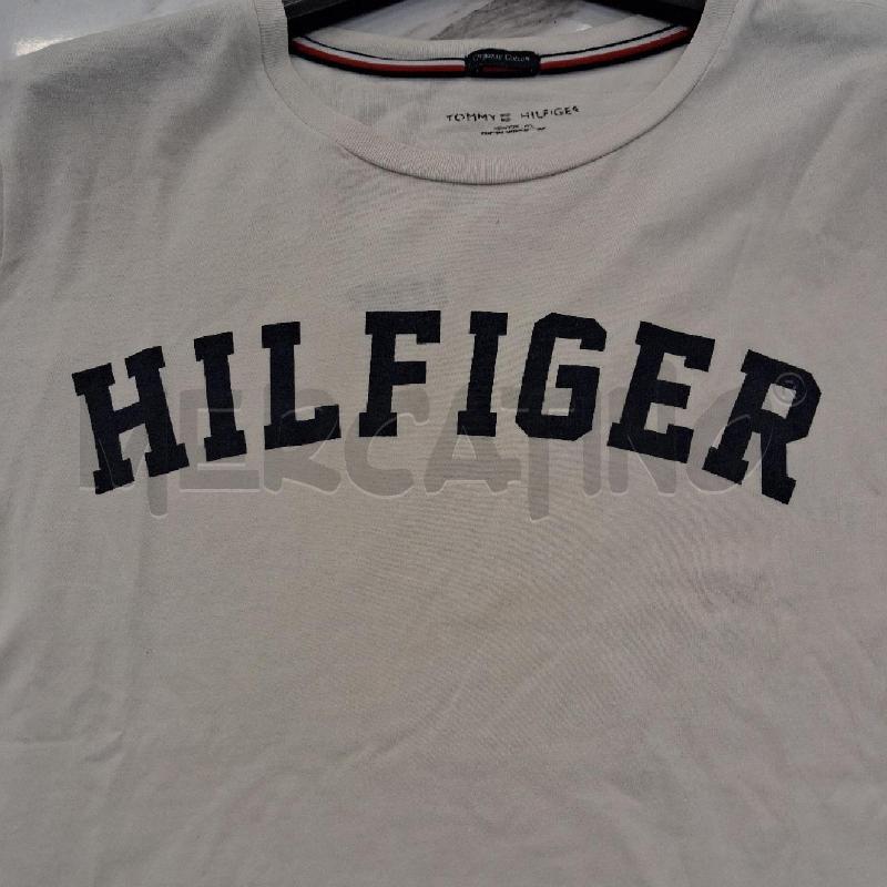 T SHIRT UOMO BIANCA LOGO SCRITTA TOMMY BLU  | Mercatino dell'Usato San giorgio del sannio 2