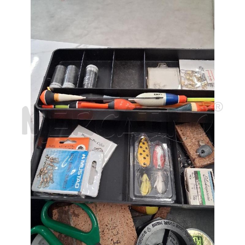 VALIGETTA ACCESSORI PESCA  | Mercatino dell'Usato San giorgio del sannio 3
