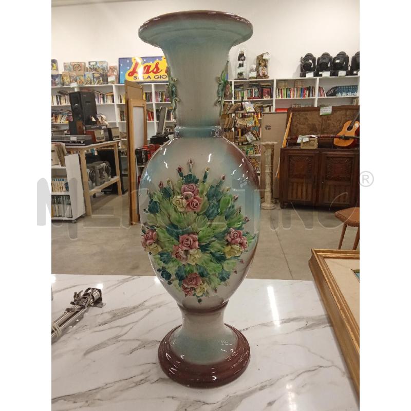 VASO CERAMICA SFUMATURE MARRONI AZZURRE FIORELLINI  | Mercatino dell'Usato San giorgio del sannio 1