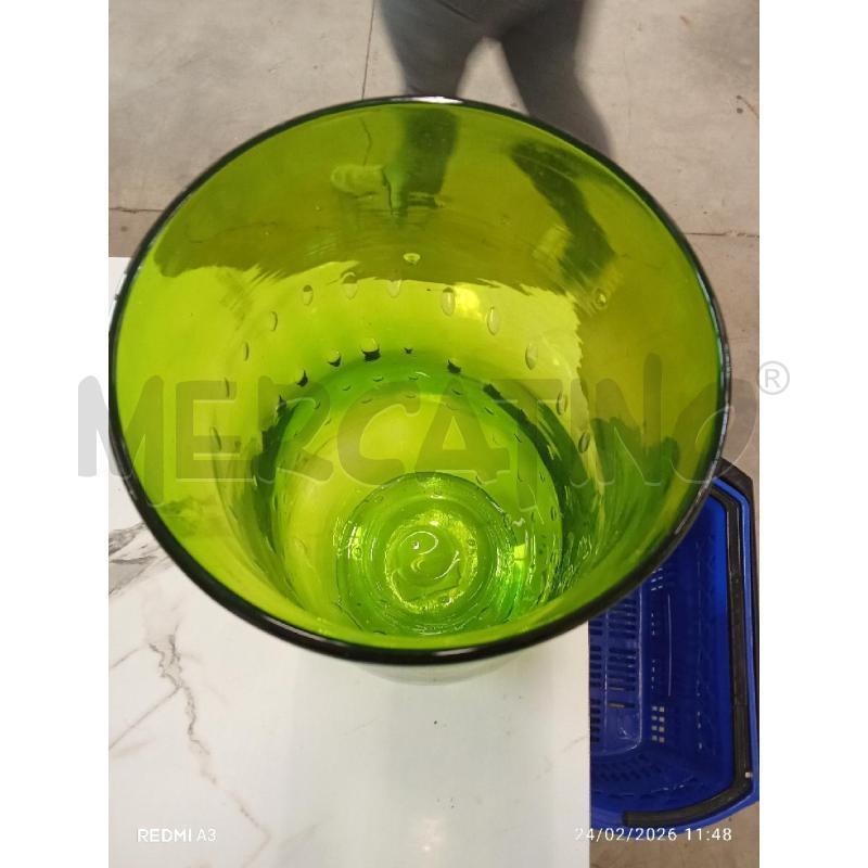 VASO VETRO VERDE BOLLE  | Mercatino dell'Usato San giorgio del sannio 2