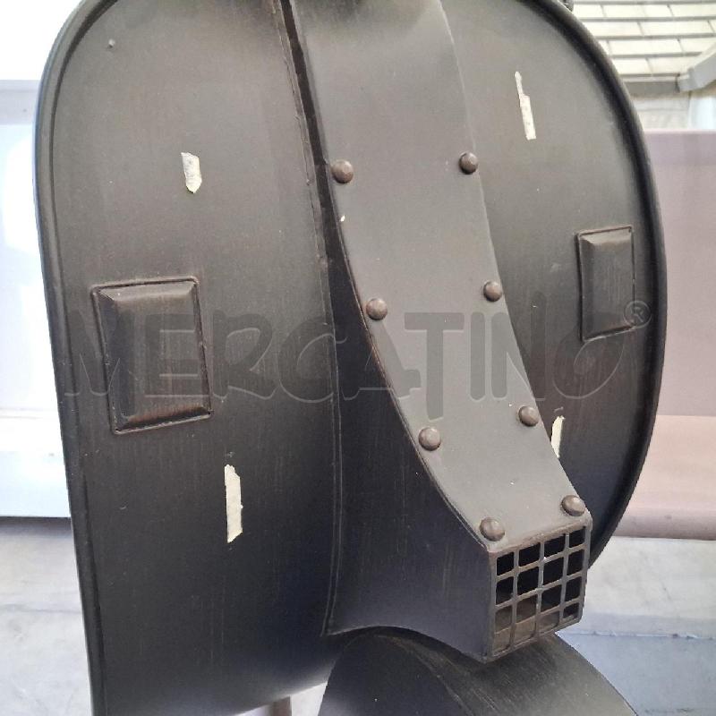 VESPA DA PARETE NERA CON FARO  | Mercatino dell'Usato San giorgio del sannio 4