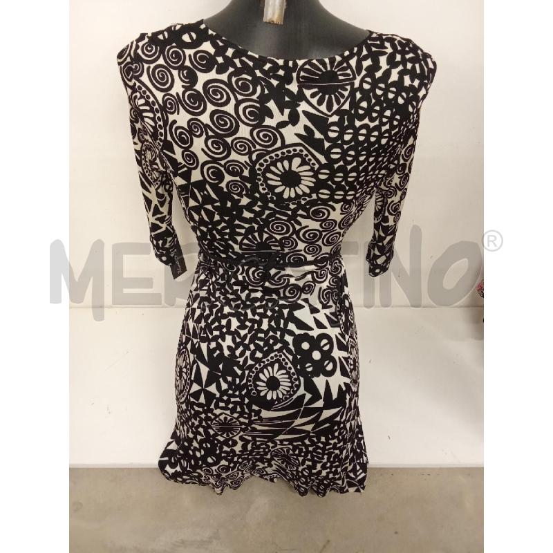VESTITO DONNA A RUOTA BIANCO FANTASIA NERA | Mercatino dell'Usato San giorgio del sannio 3