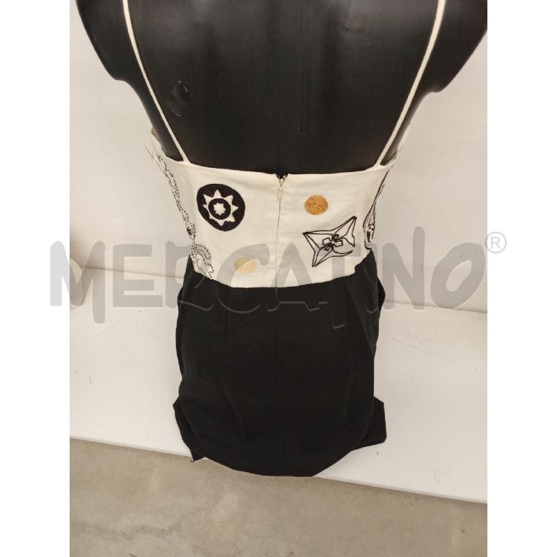 VESTITO DONNA BIANCO NERO CON BUSTINO RICAMATO GIRAFFA ETNICA CON TASCHE   | Mercatino dell'Usato San giorgio del sannio 4
