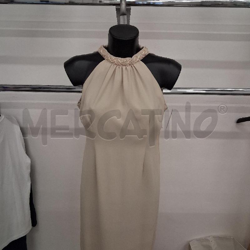 VESTITO DONNA LUNGO BEIGE PERLINE COLLO AMERICANA SARTORIALE  | Mercatino dell'Usato San giorgio del sannio 3