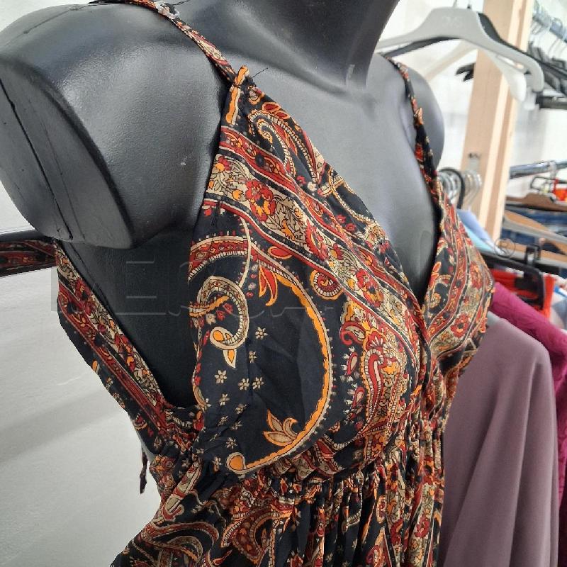 VESTITO DONNA NERO BRETELLE FANTASIA ARANCIONE LUNGO RETRO SCOLLATO | Mercatino dell'Usato San giorgio del sannio 3