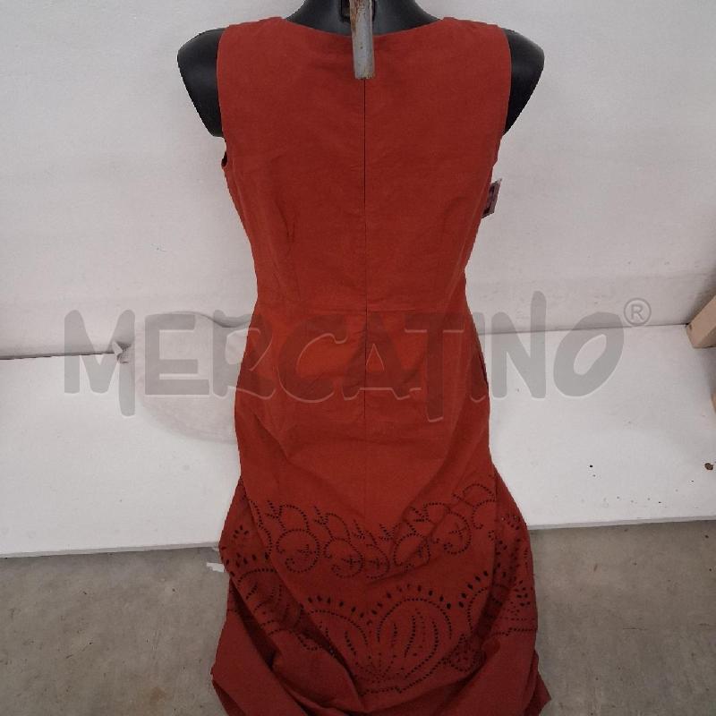 VESTITO DONNA ROSSO SCOLLO V CANOTTA DISEGNO TRAFORATO | Mercatino dell'Usato San giorgio del sannio 4