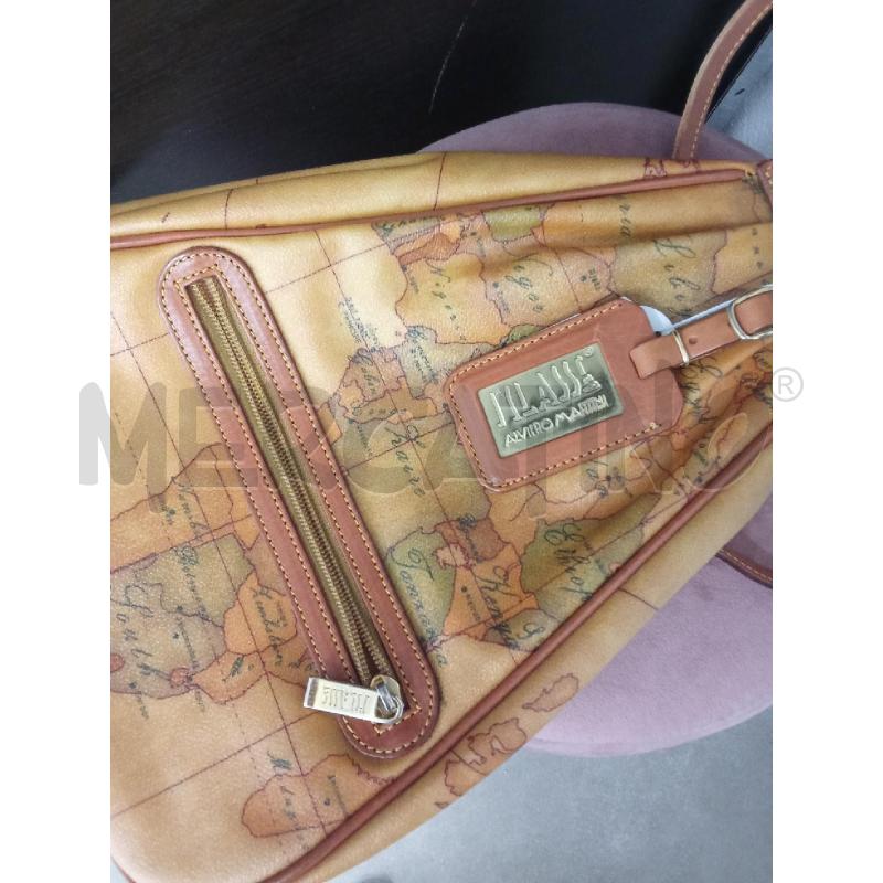 ZAINO DONNA BEIGE MARRONE PRIMA CLASSE FORMA ALLUNGATA  | Mercatino dell'Usato San giorgio del sannio 3