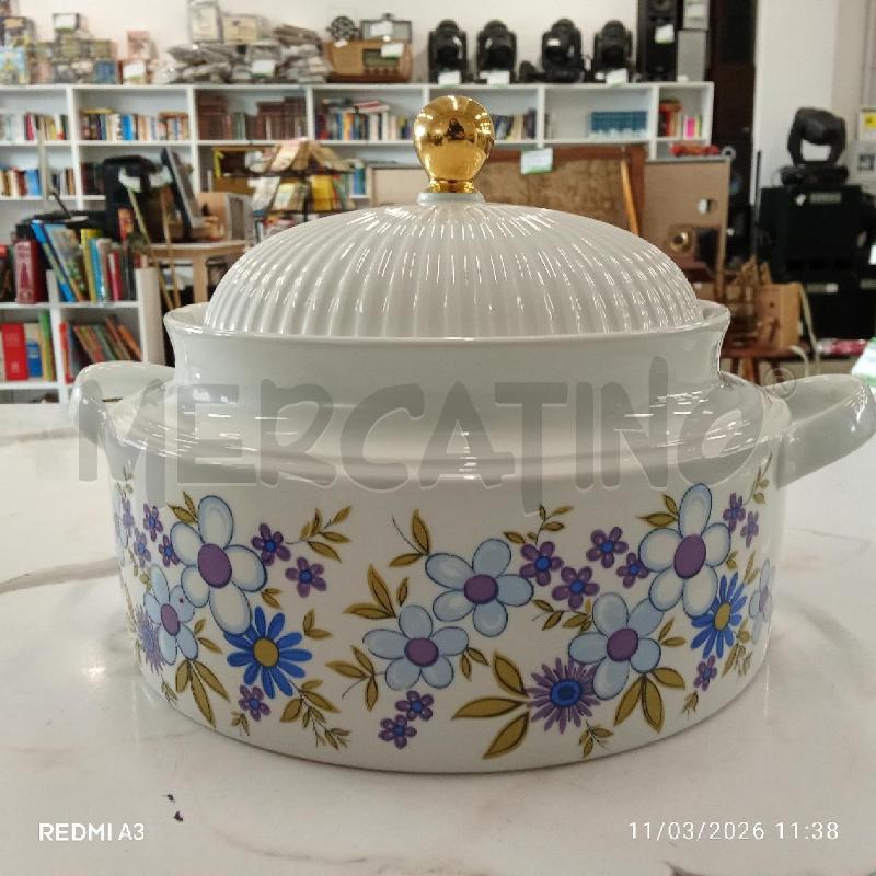 ZUPPIERA PORCELLANA FIORI BAVARIA  | Mercatino dell'Usato San giorgio del sannio 1