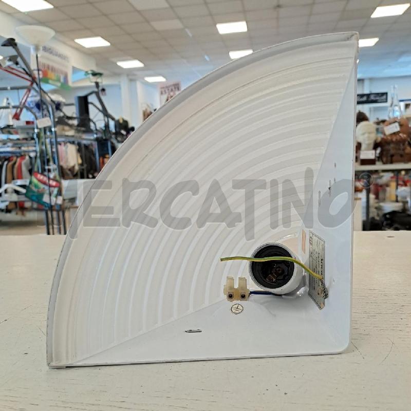 APPLIQUE ARTEMIDE ANGOLO | Mercatino dell'Usato Bologna 2