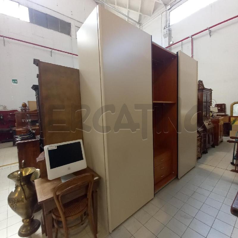 ARMADIO PORTE SCORREVOLI 3 ANTE MODERNO | Mercatino dell'Usato Bologna 3
