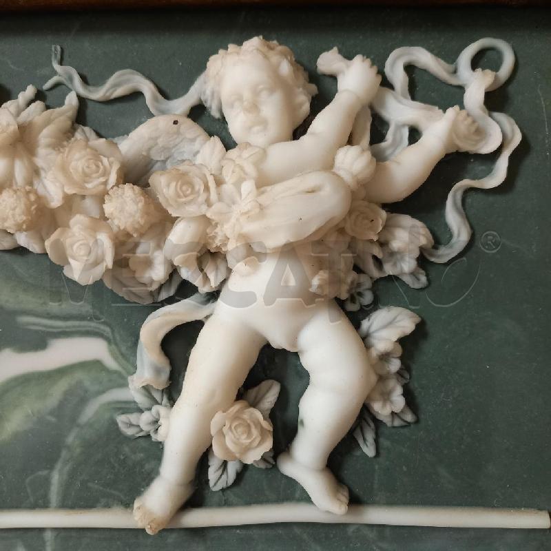 BASSORILIEVO PUTTI RESINA | Mercatino dell'Usato Bologna 3