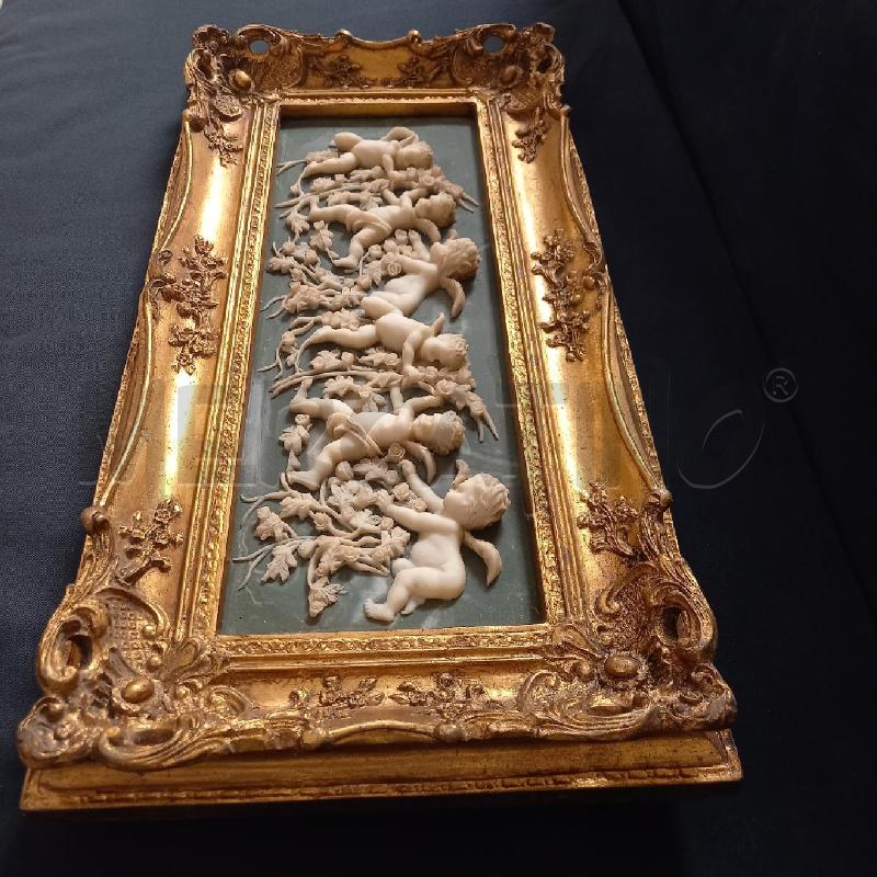 BASSORILIEVO PUTTI RESINA | Mercatino dell'Usato Bologna 2