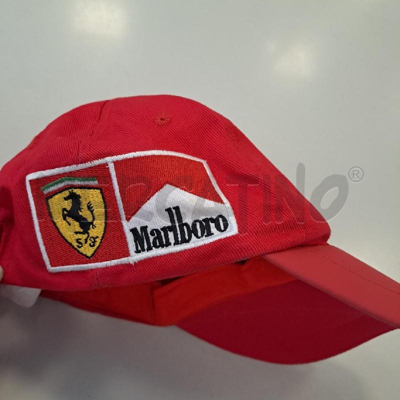BERRETTO FERRARI MARLBORO ROSSO | Mercatino dell'Usato Bologna 2
