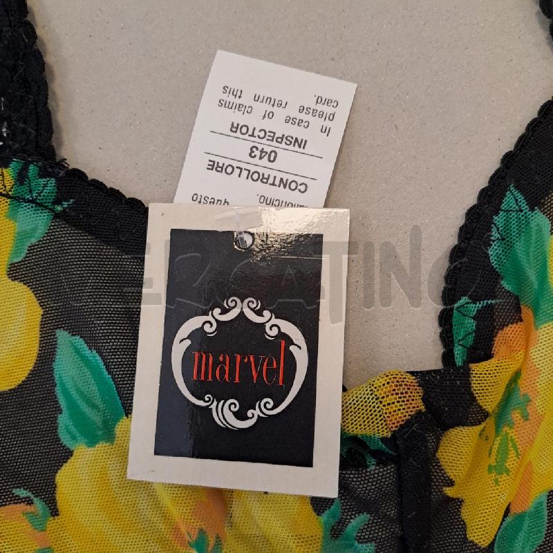 BODY DONNA MARVEL NERO E FIORI GIALLI | Mercatino dell'Usato Bologna 4