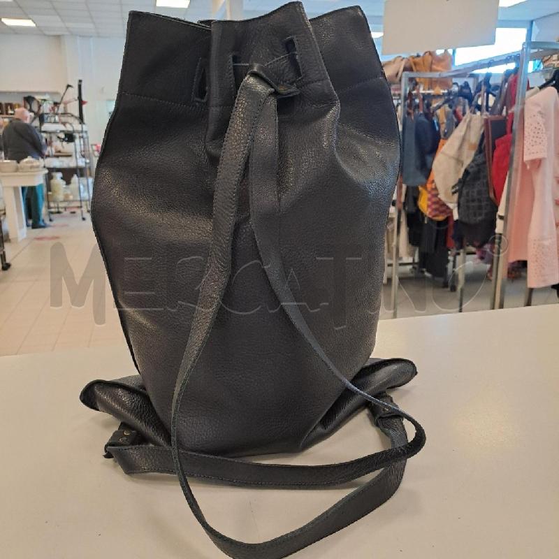 BORSA DONNA MARIELLA BURANI NERA  | Mercatino dell'Usato Bologna 3