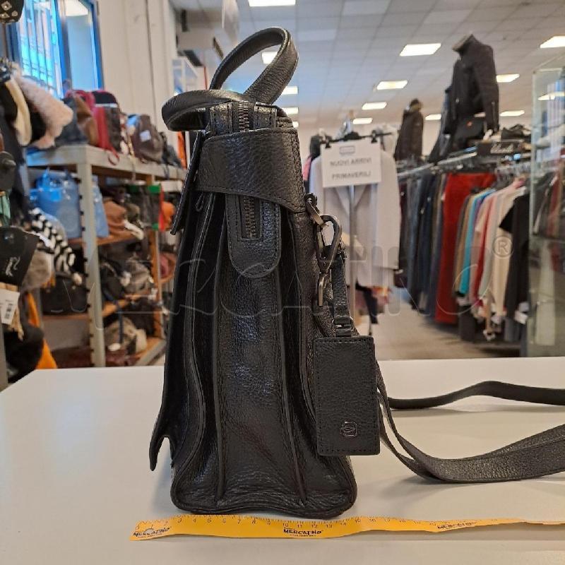 BORSA DONNA NERO PIQUADRO PELLE NERO | Mercatino dell'Usato Bologna 2