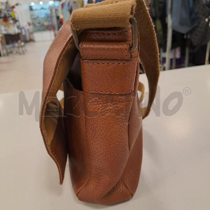 BORSELLO TIMBERLAND NOCCIOLA | Mercatino dell'Usato Bologna 4