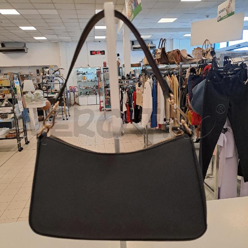BORSETTA DONNA GUESS NERO | Mercatino dell'Usato Bologna 2