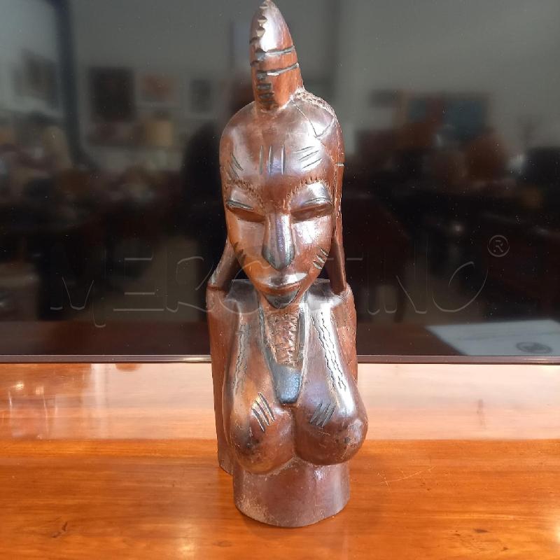 BUSTO DONNA LEGNO AFRICANA | Mercatino dell'Usato Bologna 1