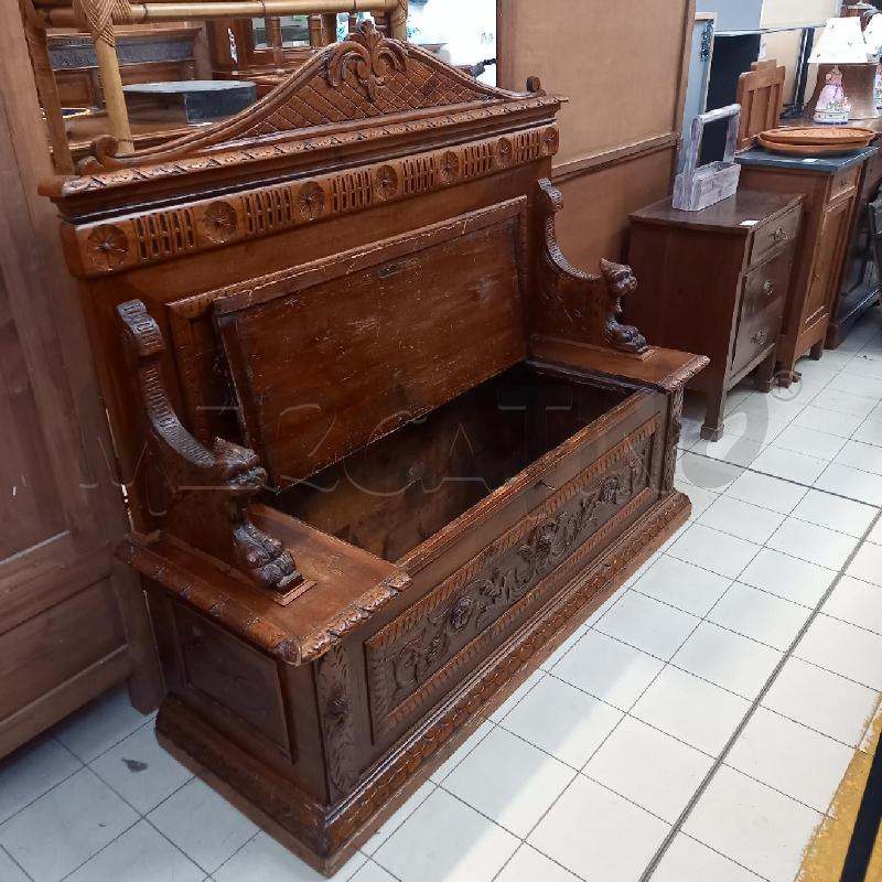 CASSAPANCA VECCHIA SCOLPITA CON SCHIENALE | Mercatino dell'Usato Bologna 5