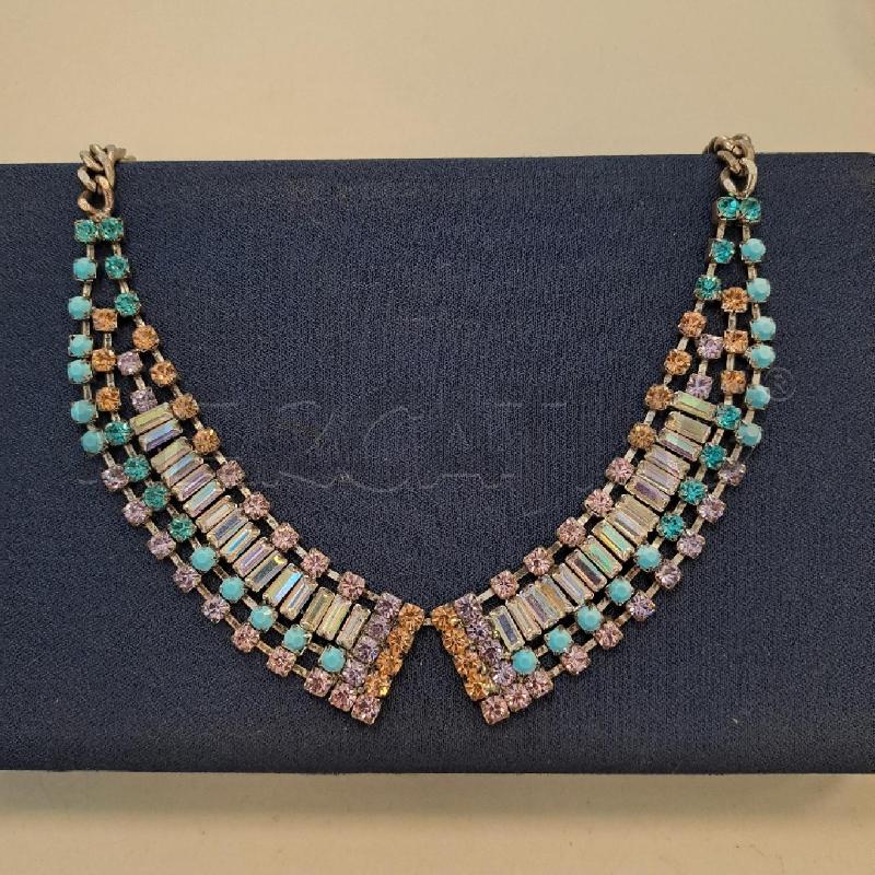 COLLANA COLLETTO LILLA AZZURRO ROSA | Mercatino dell'Usato Bologna 1