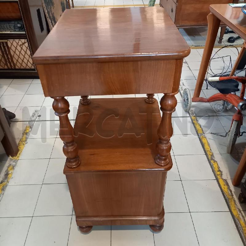 COMODINO VECCHIO DOPPIO CORPO 1 CASSETTO 1 ANTA | Mercatino dell'Usato Bologna 3