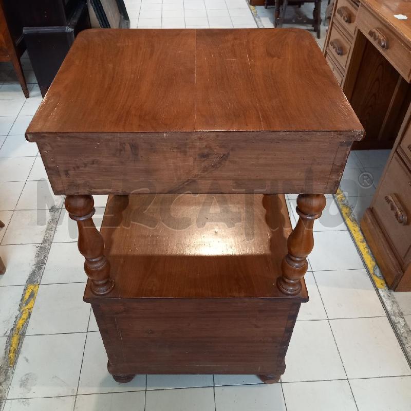 COMODINO VECCHIO DOPPIO CORPO 1 CASSETTO 1 ANTA | Mercatino dell'Usato Bologna 4