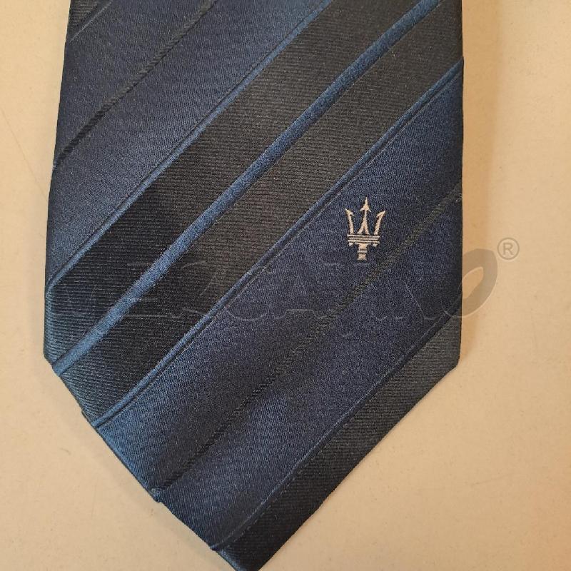 CRAVATTA MASERATI SETA BLU  | Mercatino dell'Usato Bologna 2