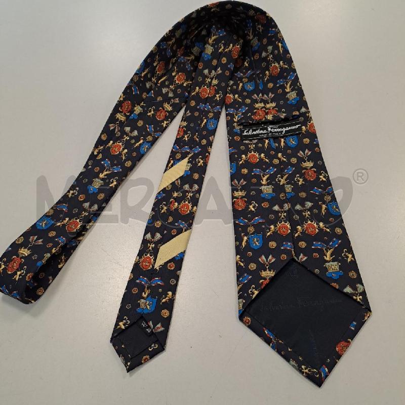 CRAVATTA SALVATORE FERRAGAMO BLU STEMMI ROSSO BLUETTE | Mercatino dell'Usato Bologna 2