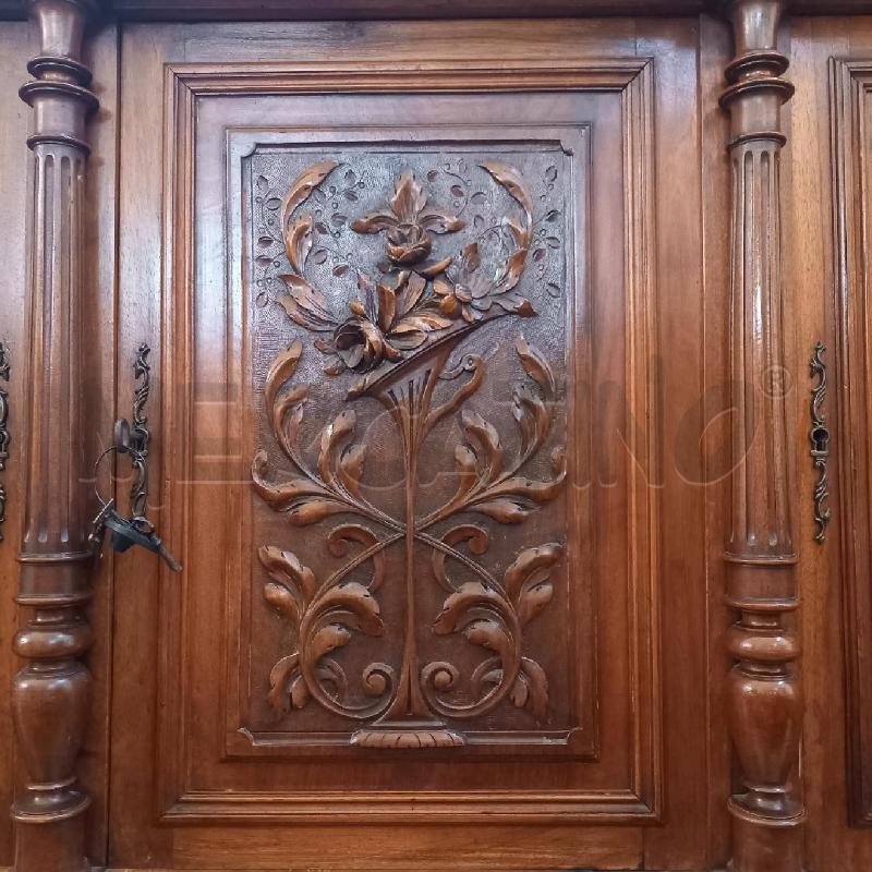 CREDENZA DOPPIO CORPO STILE BOLOGNESE | Mercatino dell'Usato Bologna 2