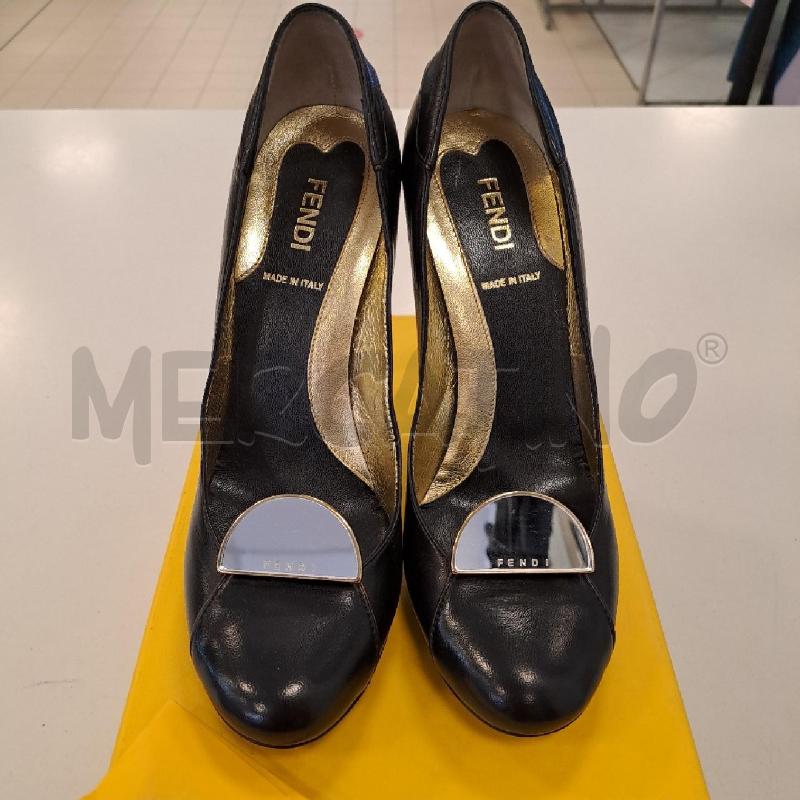 DECOLLETE FENDI NERO SPECCHIETTO | Mercatino dell'Usato Bologna 3