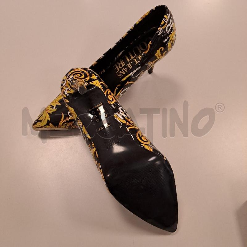 DECOLLETE VERSACE JEANS COUTURE NERO GIALLO | Mercatino dell'Usato Bologna 3