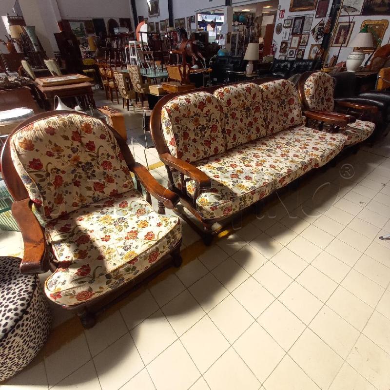 DIVANO TAPPEZZERIA FLOREALE + 2 POLTRONE | Mercatino dell'Usato Bologna 1