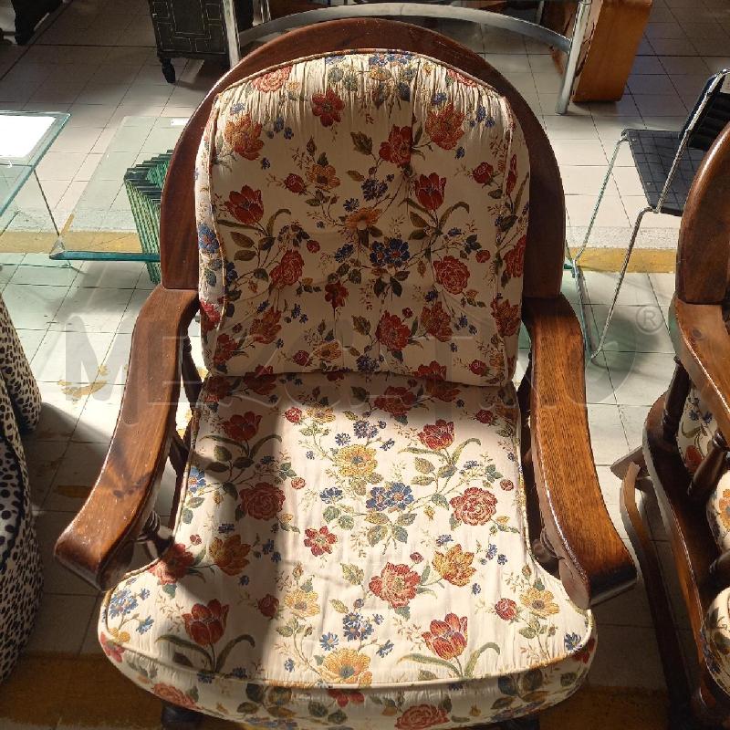 DIVANO TAPPEZZERIA FLOREALE + 2 POLTRONE | Mercatino dell'Usato Bologna 5